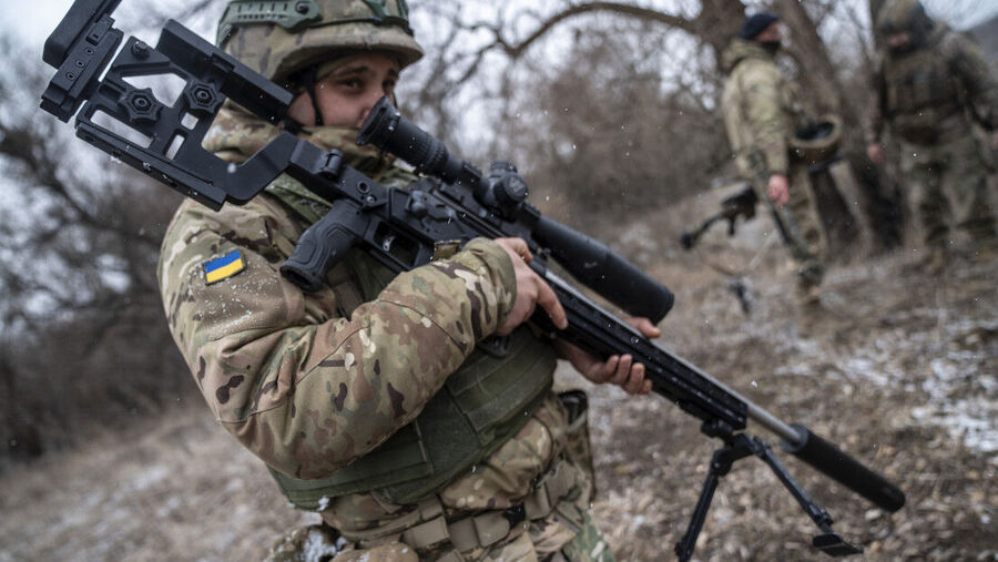 Ukraine soldier