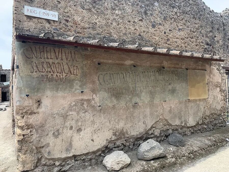 Clic para aumentar graffiti pompeii