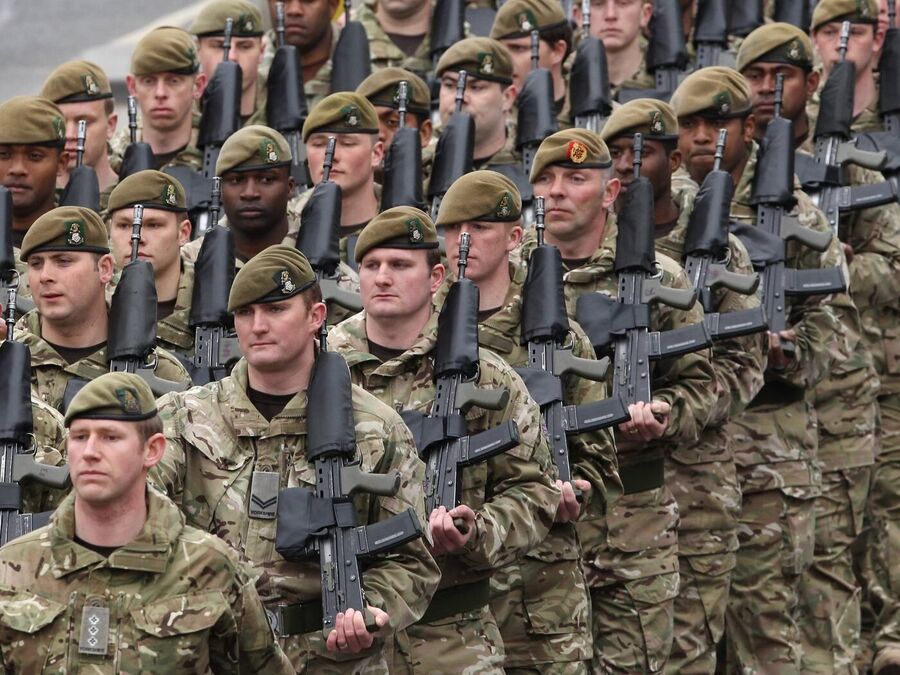 militares