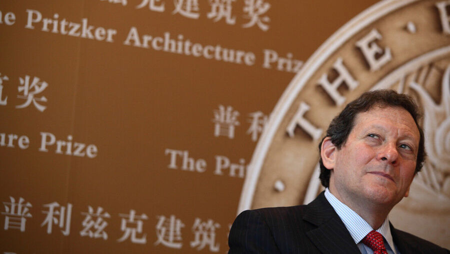 Tom Pritzker