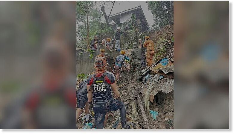 Clic para aumentar RESCUERS race against time to recover and rescue the people trapped in a landslide in Upper Salazar, Mati City in Davao Oriental on Friday.