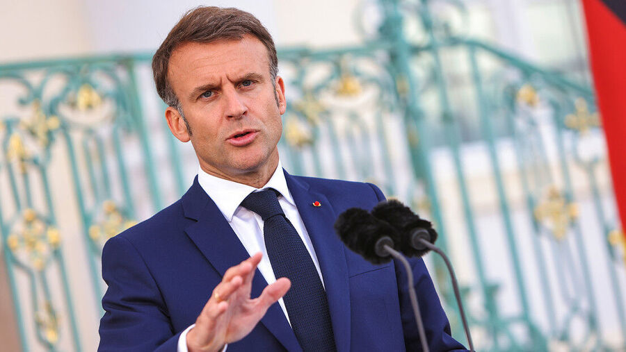 Macron