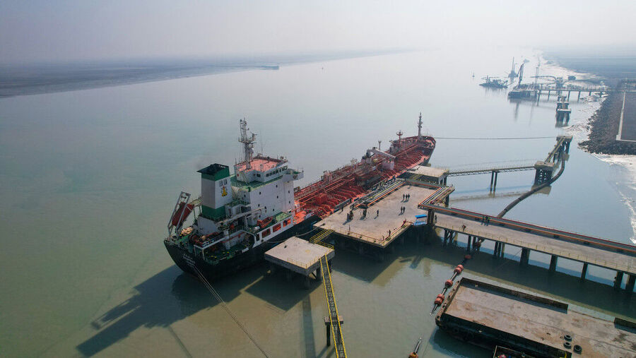 Basora port Irak