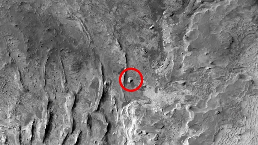 Clic para aumentar Mars pyramid