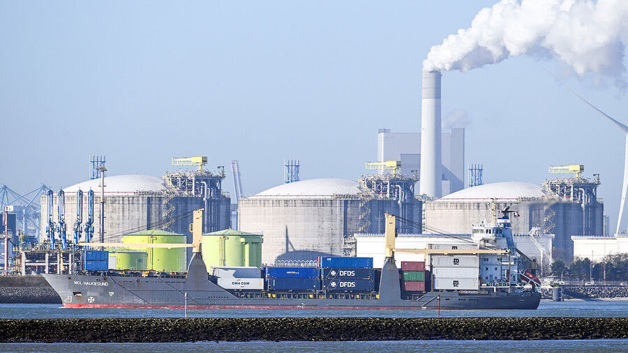 Rotterdam port