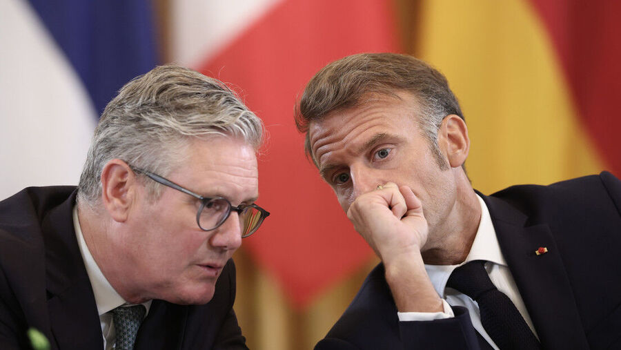 Macron Starmer