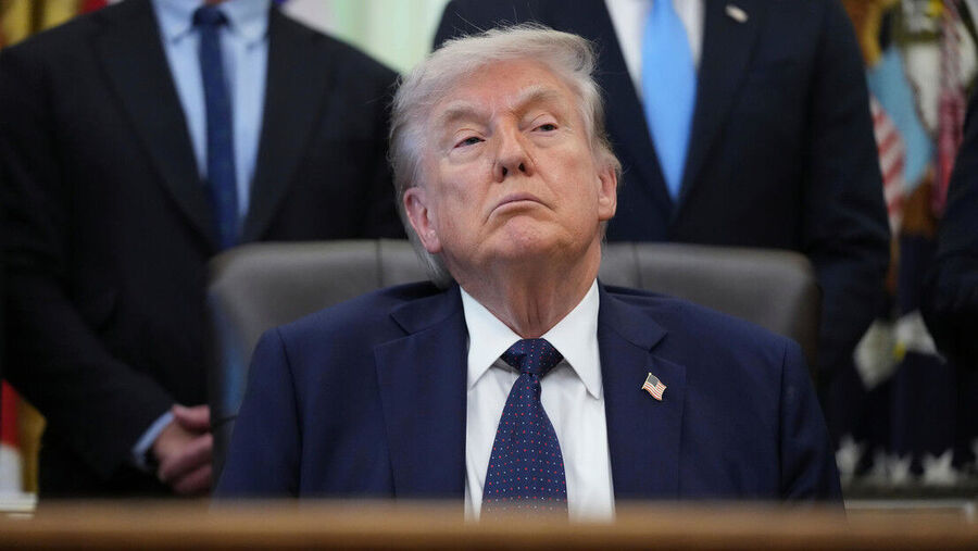 Clic para aumentar Trump