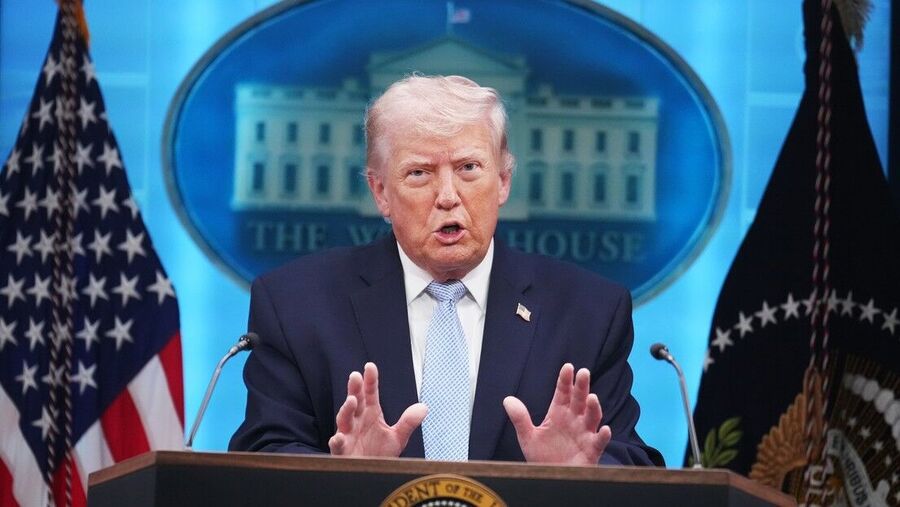 TRump