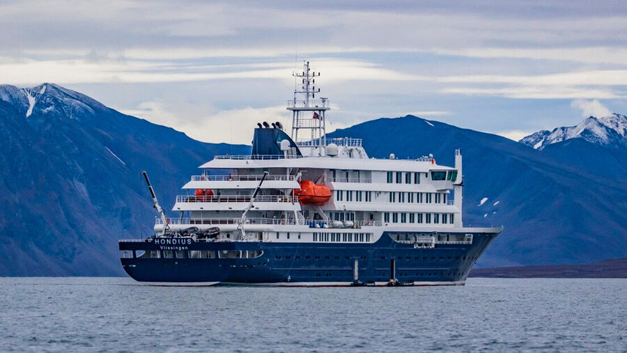 MV Hondius.