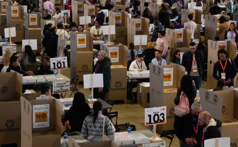 Más de 1.4 millones de ciudadanos están facultados para sufragar fuera de las fronteras en 67 países.