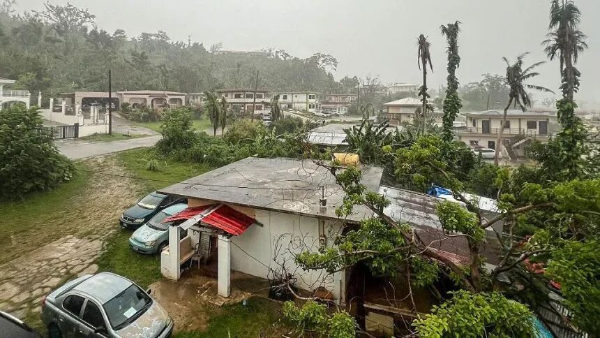 Clic para aumentar Guam hurricane