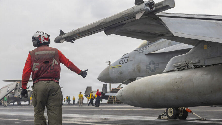 Clic para aumentar USS Abraham Lincoln