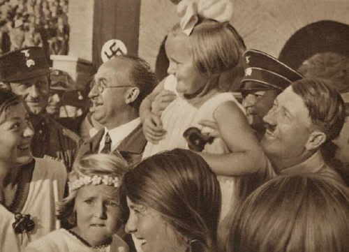 Hitler niños 5