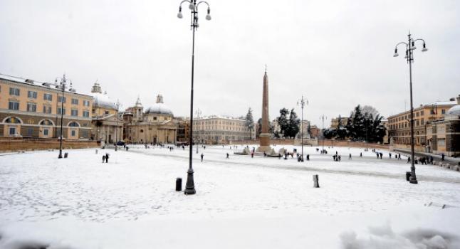 Roma paralizada por frío siberiano