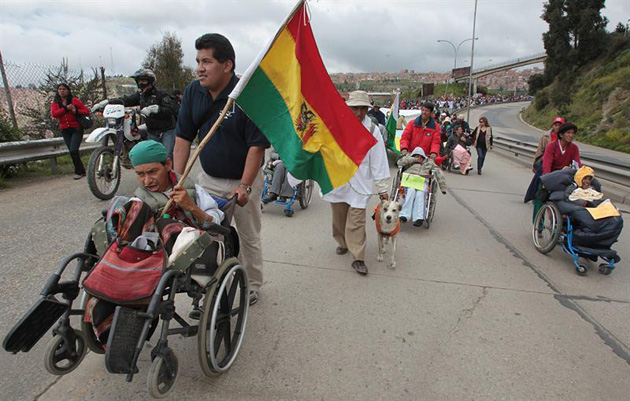Protesta discapacitados en Bolivia5