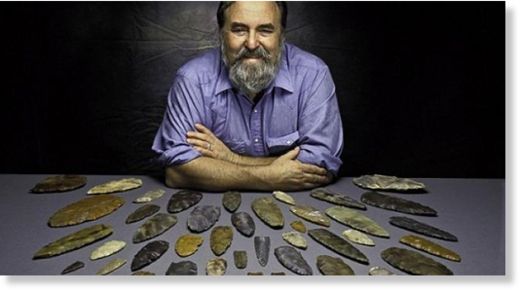 arqueólogo Dennis Stanford 