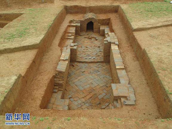 tumbas de 1.800 años