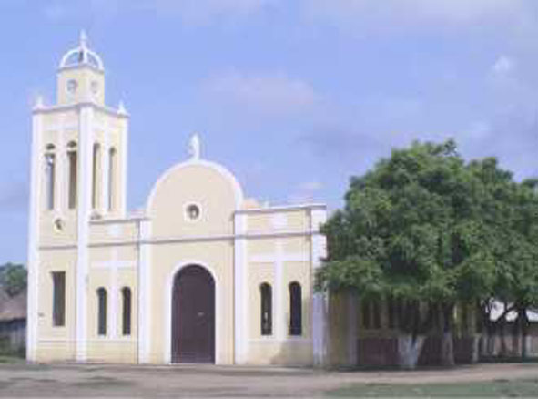 Iglesia en Santa Bárbara de Pinto
