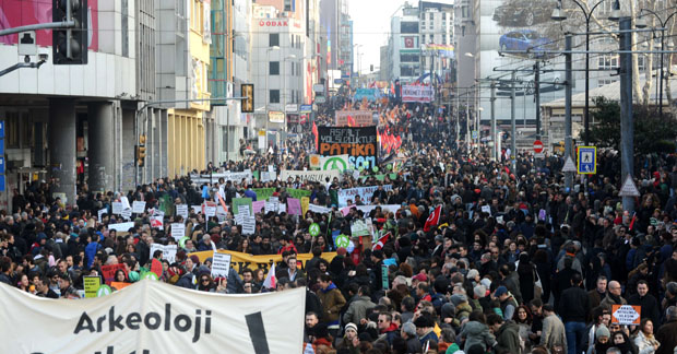 manifestación en turquía - Diciembre 2013