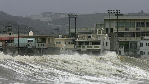 tifón Japón